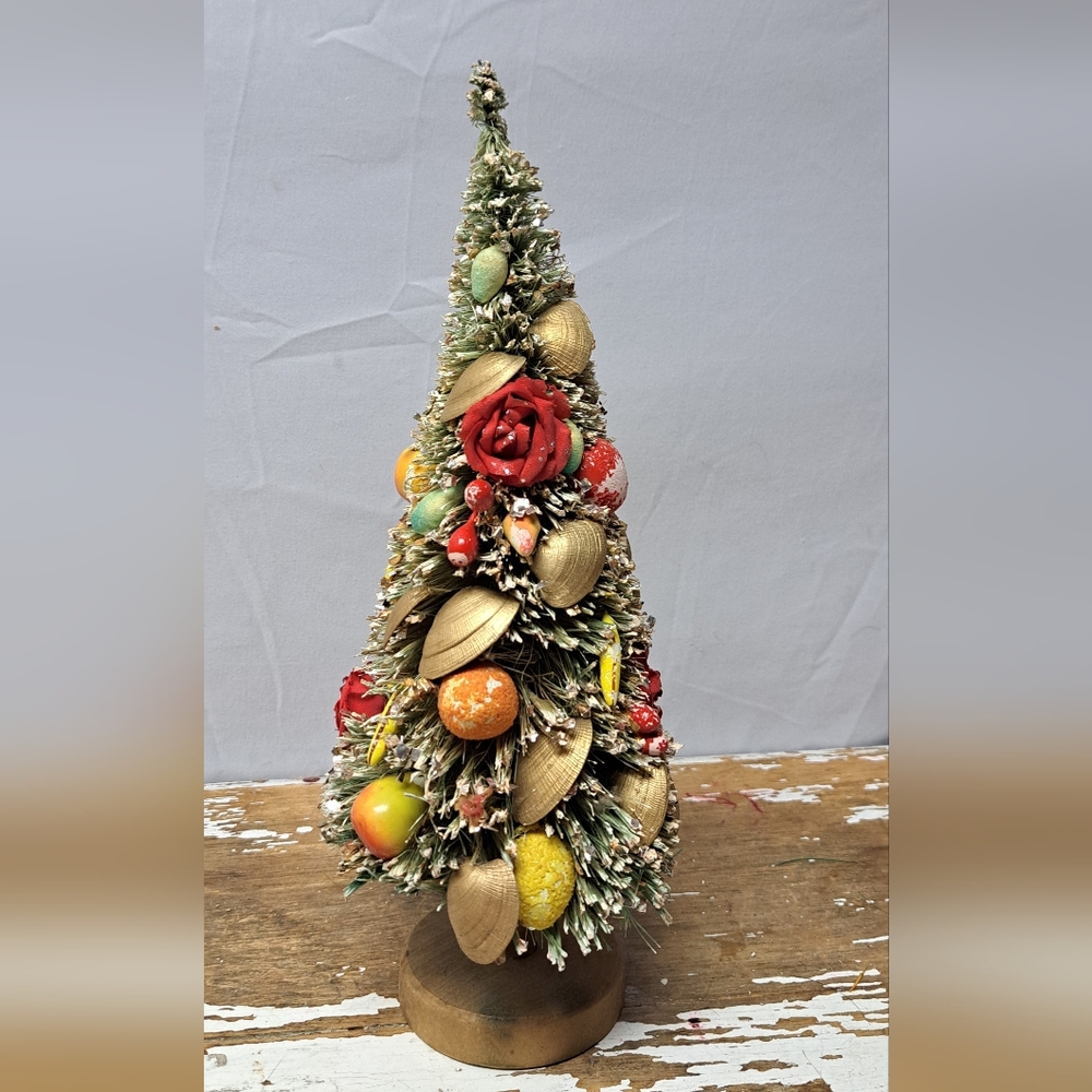 Vintage 10 3/4 Inch Seashell Bottlebrush Christmas Tree Japan